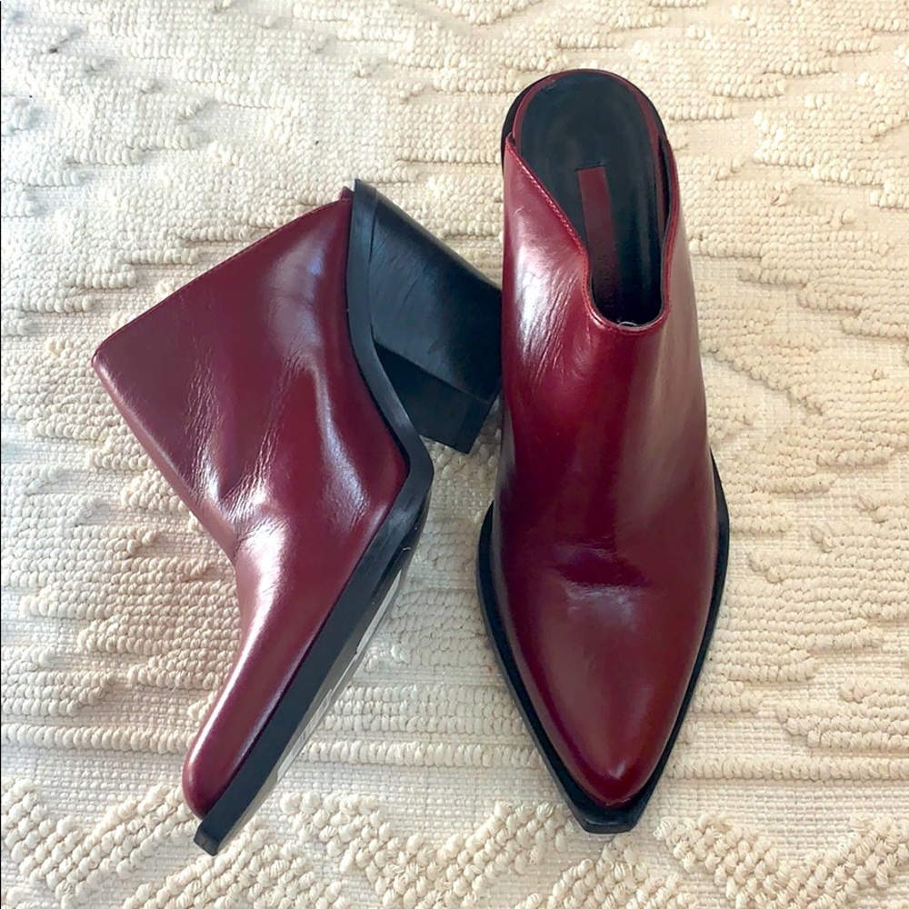 Zara Maroon Mule Booties!